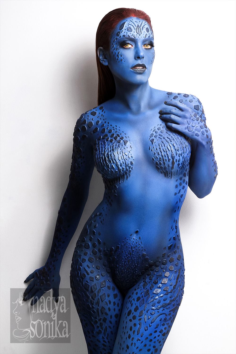 1000px x 1500px - Any X-men fans here? Mystique pro cosplay | Hello Kisses