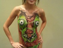 The coolest zombie body paint you’ll ever see