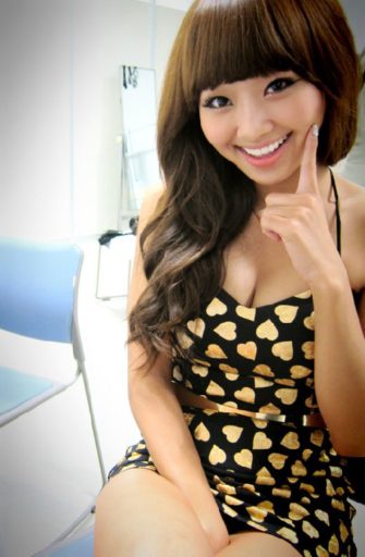 Cutie korean hyorin in hearts