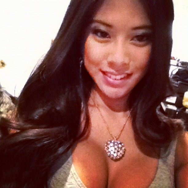valeriejwtumblrcom-nice-necklace-thanks-for