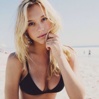 Alexisrenmodel Alexis At The Beach By Bryant