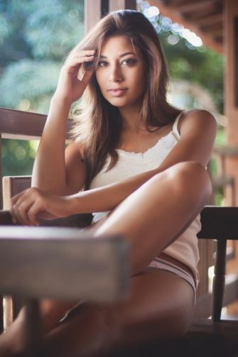 Andarilho Luiza Zimmer By Henrique Cesar Naked Boobs