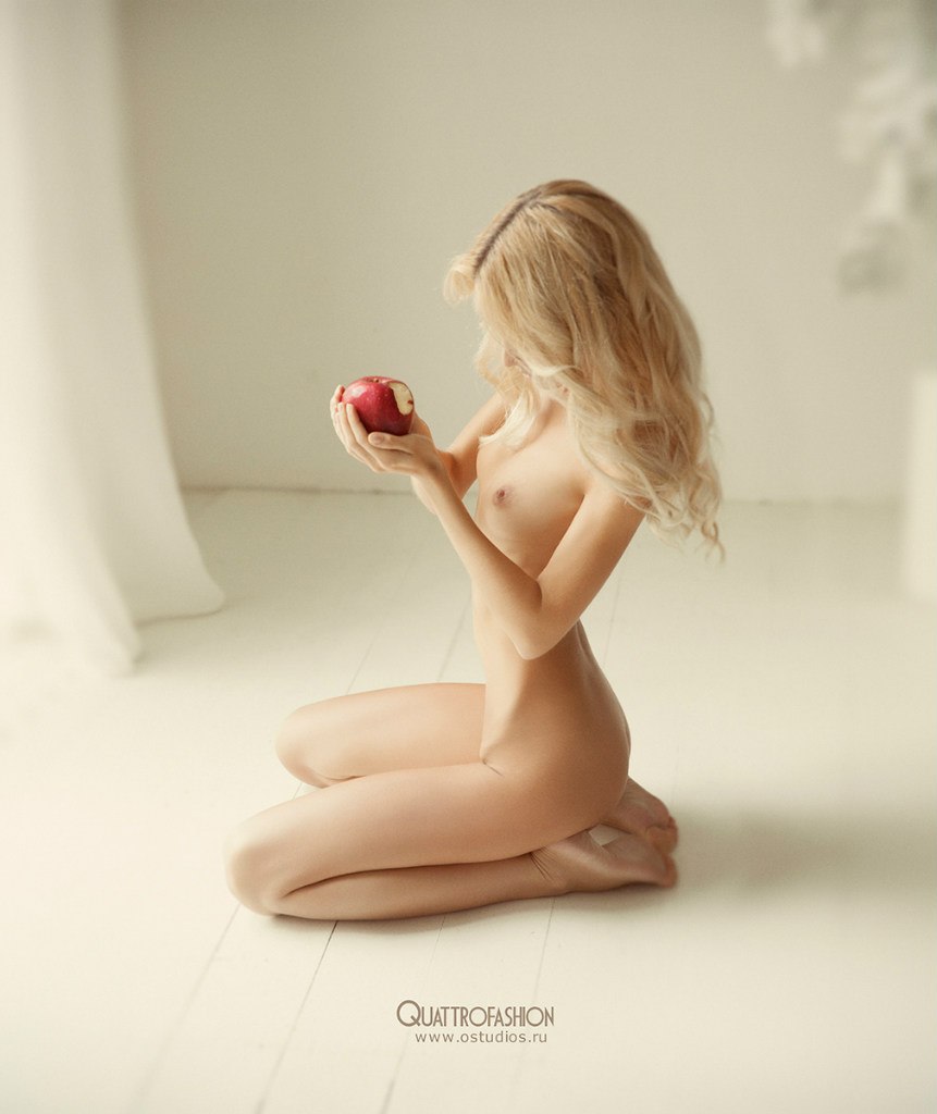 belladonna6-naked