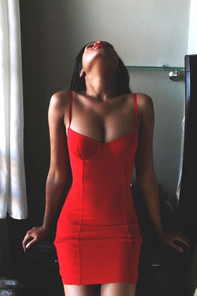 chicksintightfit-topless