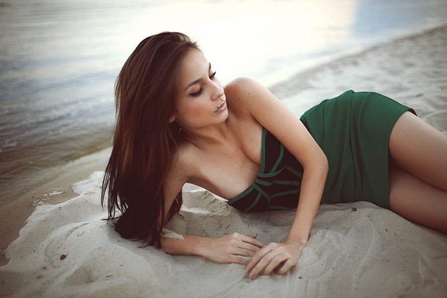 denis-gruba-topless-amazing