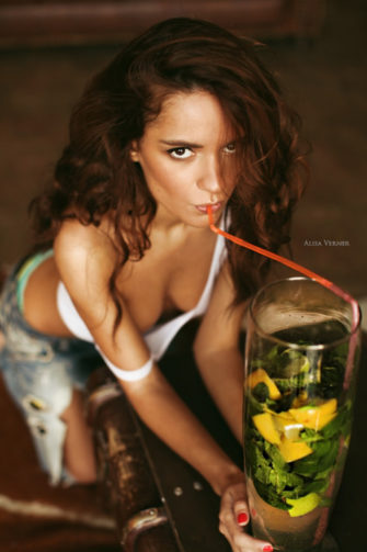 Ekaterina Zueva Boobs Paparazzi Photo