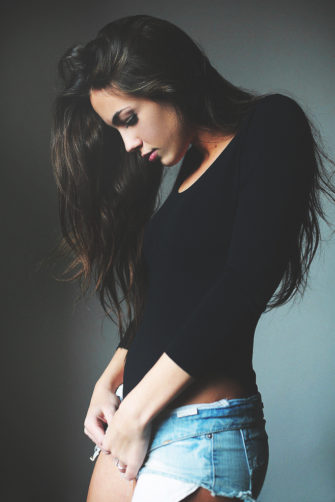 Envyavenue Noemi Photographer Naked