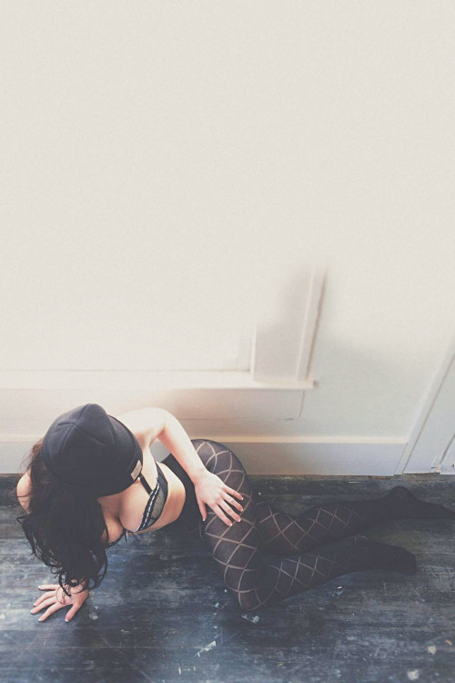 erin-skye-naked-amazing