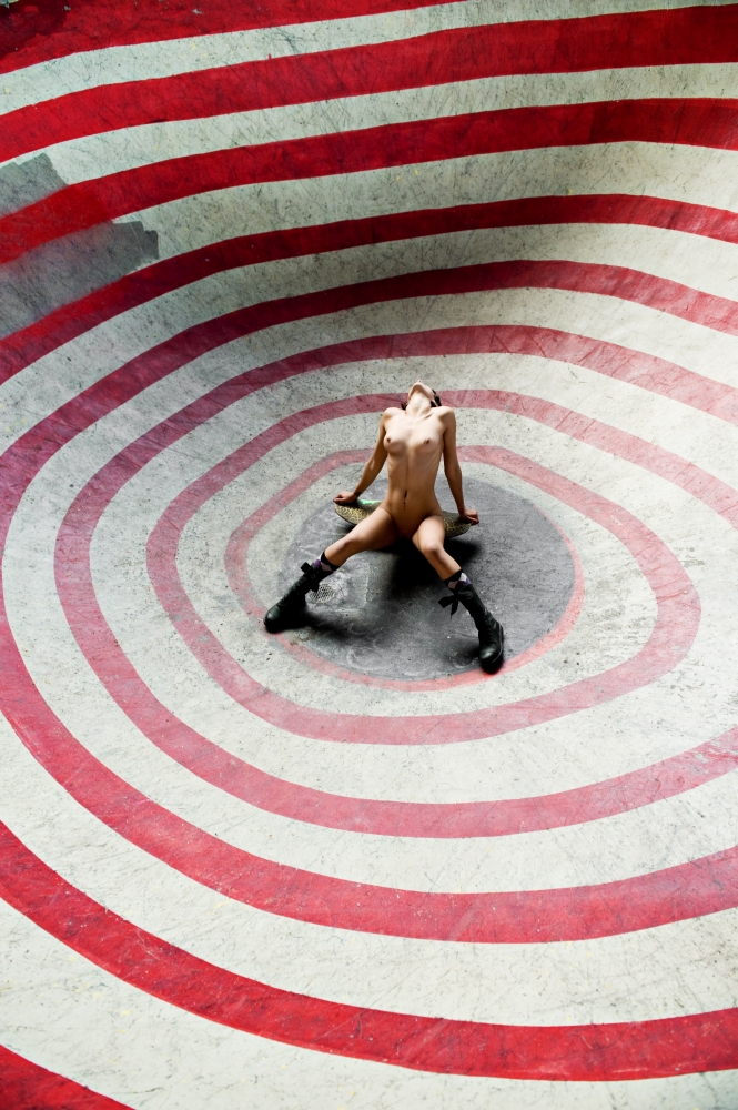 extra-exposure-burnside-skate-park-nude