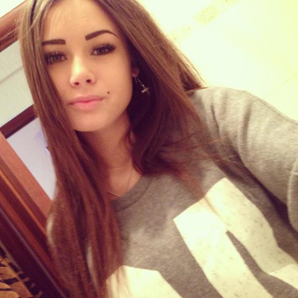 finofilipino-la-moza-del-diacutea-es-diana-naked-boobs