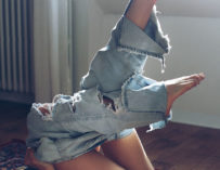 Girlsandjeans Ripped Jeans Boobs