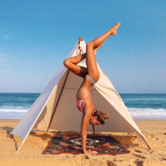 Girlscollection Sjana Elise Earp Sjanaelise On Naked Topless