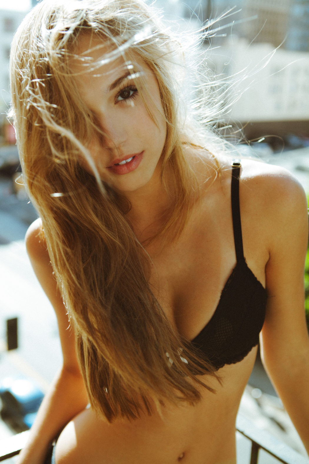 hot-breakinq-verticalpersonal-amazing