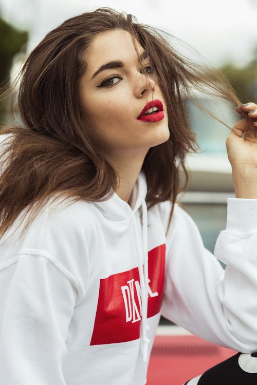 hot-girlscollection-girlscollection-aarika