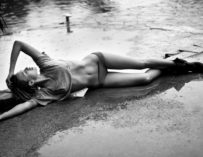 Hot Melanie Ribbe Topless