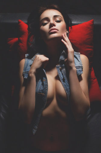 Hot Modernambition Light Wf