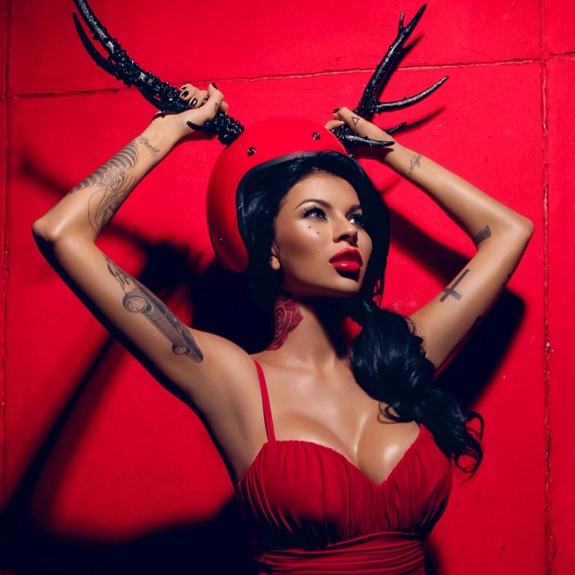 ilonaladyvampua-photoshoot-by-butenec-maria-mua-boobs