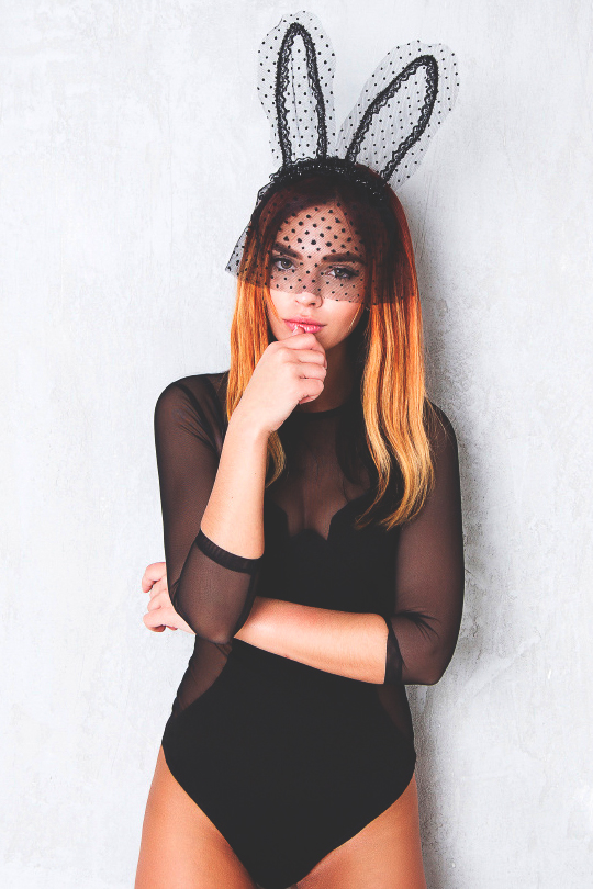 imposingtrends-black-bunny-imposingtrends-boobs