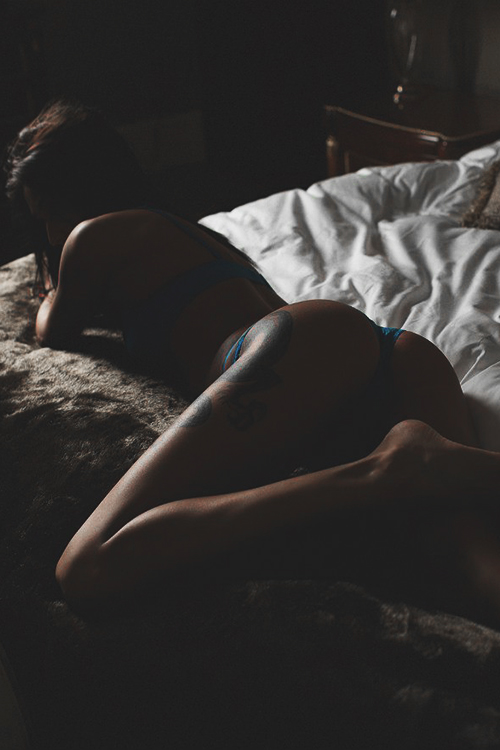 justphamous-sensual-justphamous-boobs