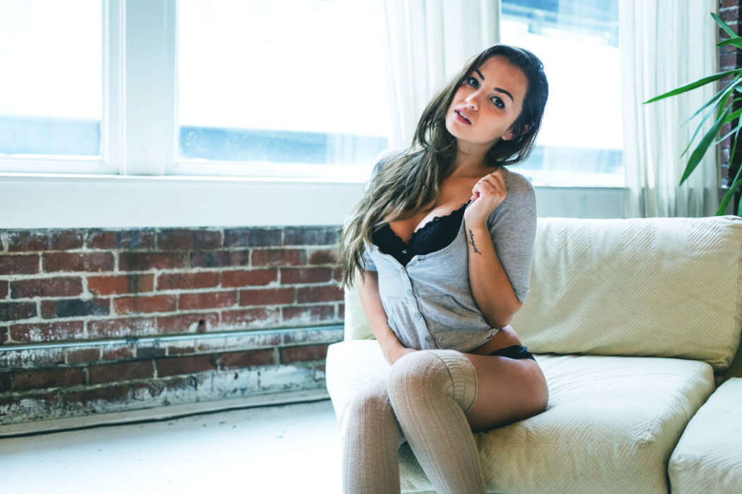 laconnoisseurdevie-by-justin-swain-boobs