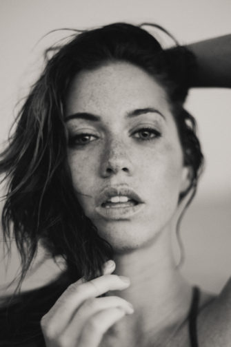 Larsensotelo Jessica Los Angeles Photo