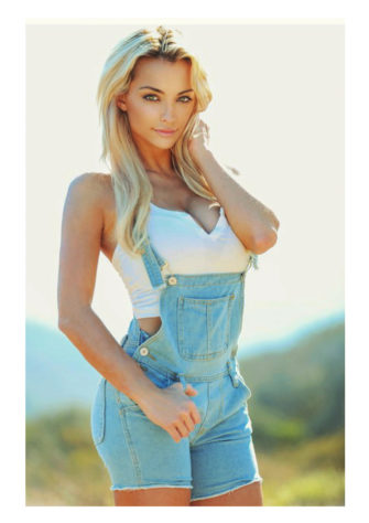 Lindsey Pelas Topless