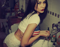 Love Butts Making Her T Shirt Wet Situation By Boobs