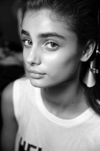 Senyahearts Taylor Marie Hill Backstage At Naked