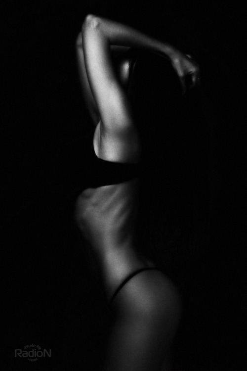 sexy-bigcstyle-larisa-krylova-by-radion-dzhabbarov-topless