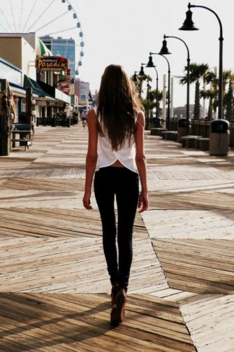 Sexy Extrarouge 3 Topless