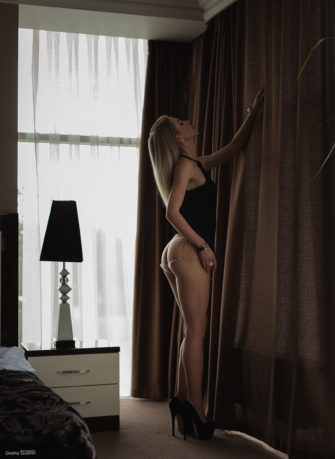 Sexy Ginevra Gosha Gudvin Boobs