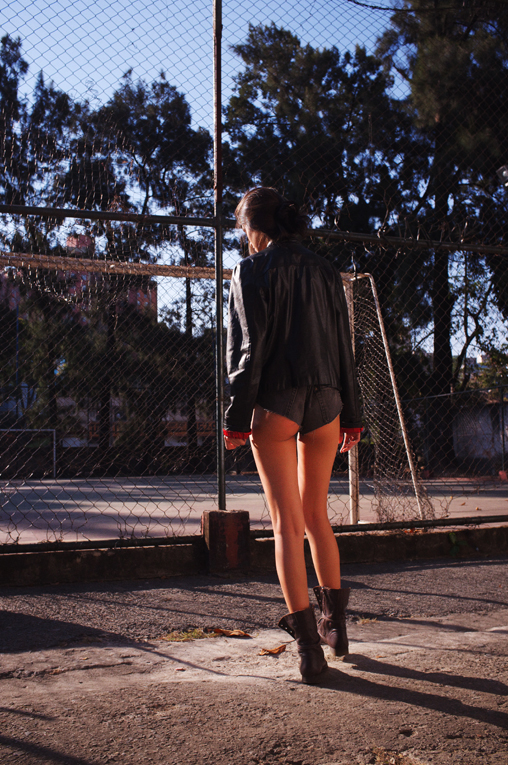 sexy-luke-247-hot-beauties-here0-topless