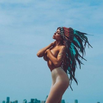 Sexy Merideth Lynn Topless