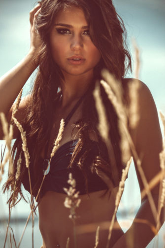 Sexy Nude Bboygentleman Summer Love Boobs