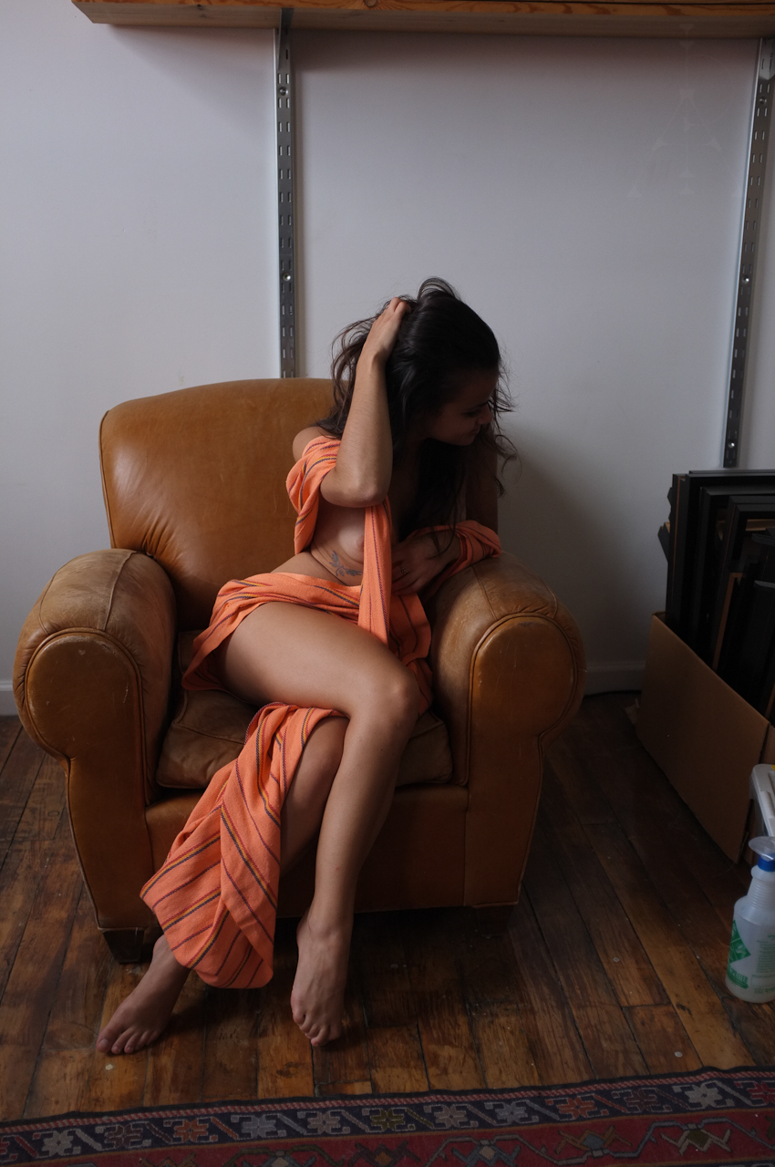 sexy-nude-boobsbuttsandsluts-bklyn-b-boobs