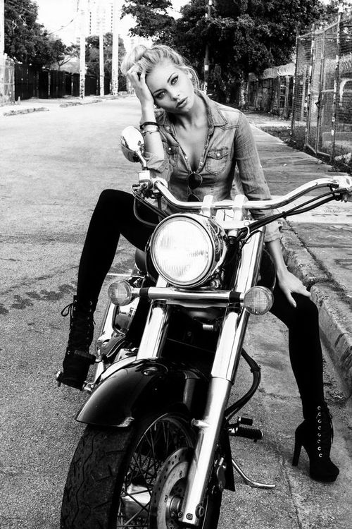 sexy-nude-eter-nal-bliss-rock-chick-chic-rock-on-we-boobs