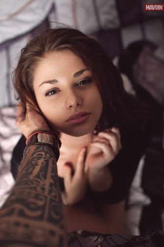 Sexy Nude Her Face Mavrin