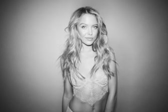 Sexy Nude Mara Teigen Hot Ass