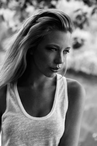 Sexy Nude Positivelynoteworthy