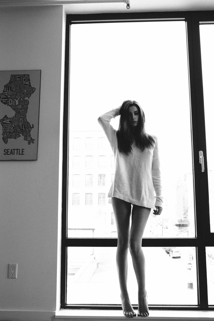 sexy-nude-regarderlesfilles-ari-martins-ariane-martins-topless