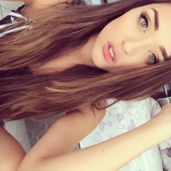 Sexy Nude Theneckbreakers Boobs