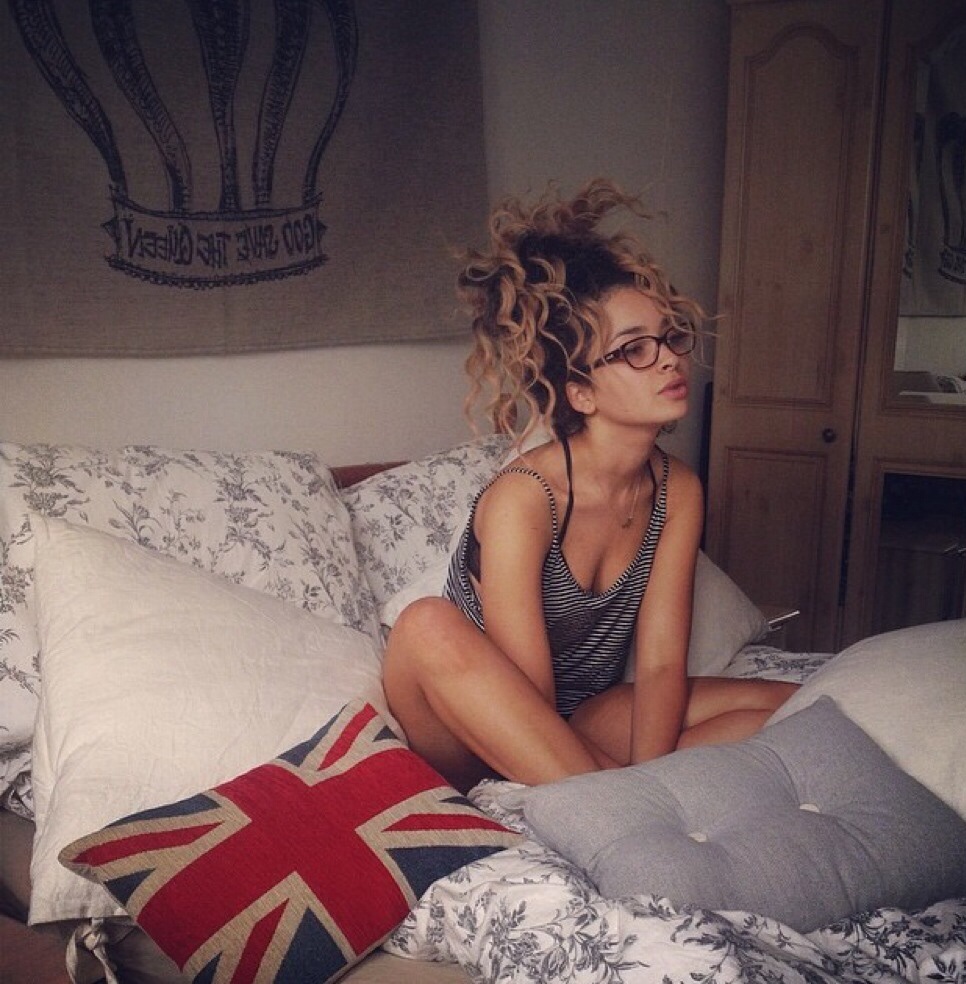 sexy-nude-theneckbreakers-neck-breakers-amazing