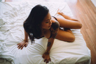 Sexy Nude Vanstyles Photos Of Elizabeth In Her Bedroom In Amazing