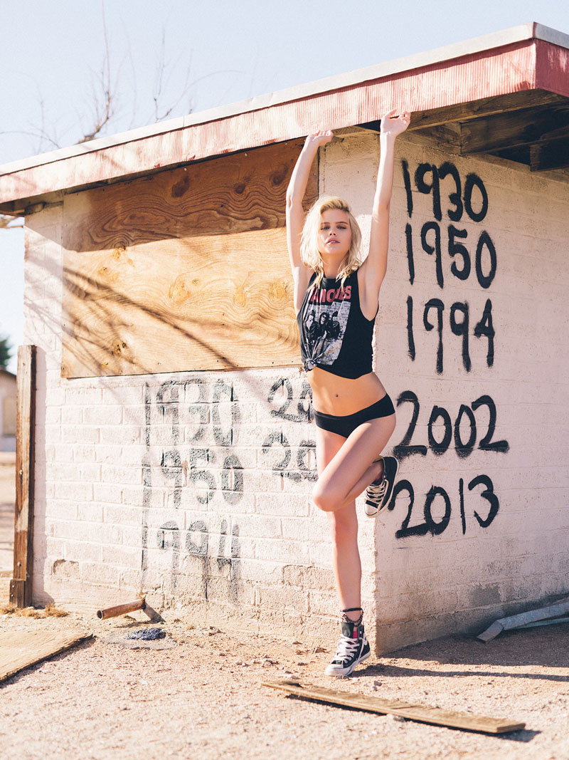 sexy-stormtrooperfashion-jessica-morrow-by-jeffrey-boobs