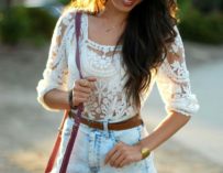 Sexy Thequeen Bb Hot Here Hellokisses Boobs