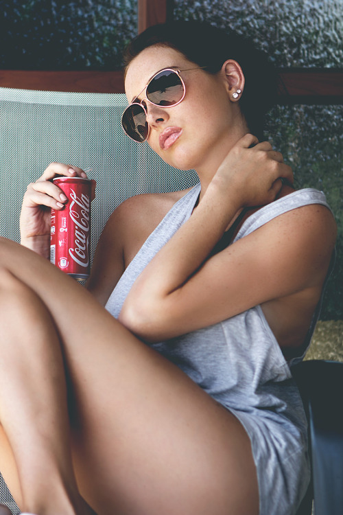 summer-days-hot-topless