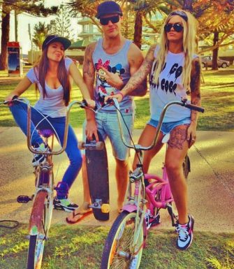 Surferboianddollbaby facebook Boobs Amazing