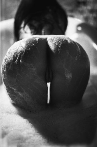 Wet Chick X Igor Koshelev Topless