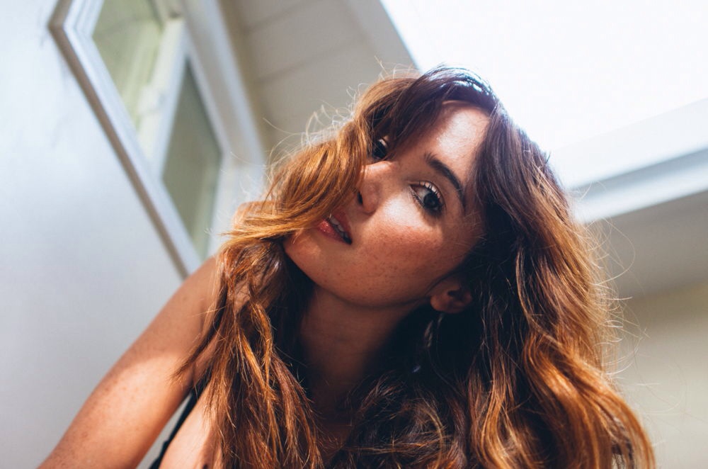 zechsb-sara-malakul-lane-doing-selfies-amazing