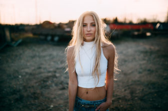 Zoe Andreacute; Josselin Boobs